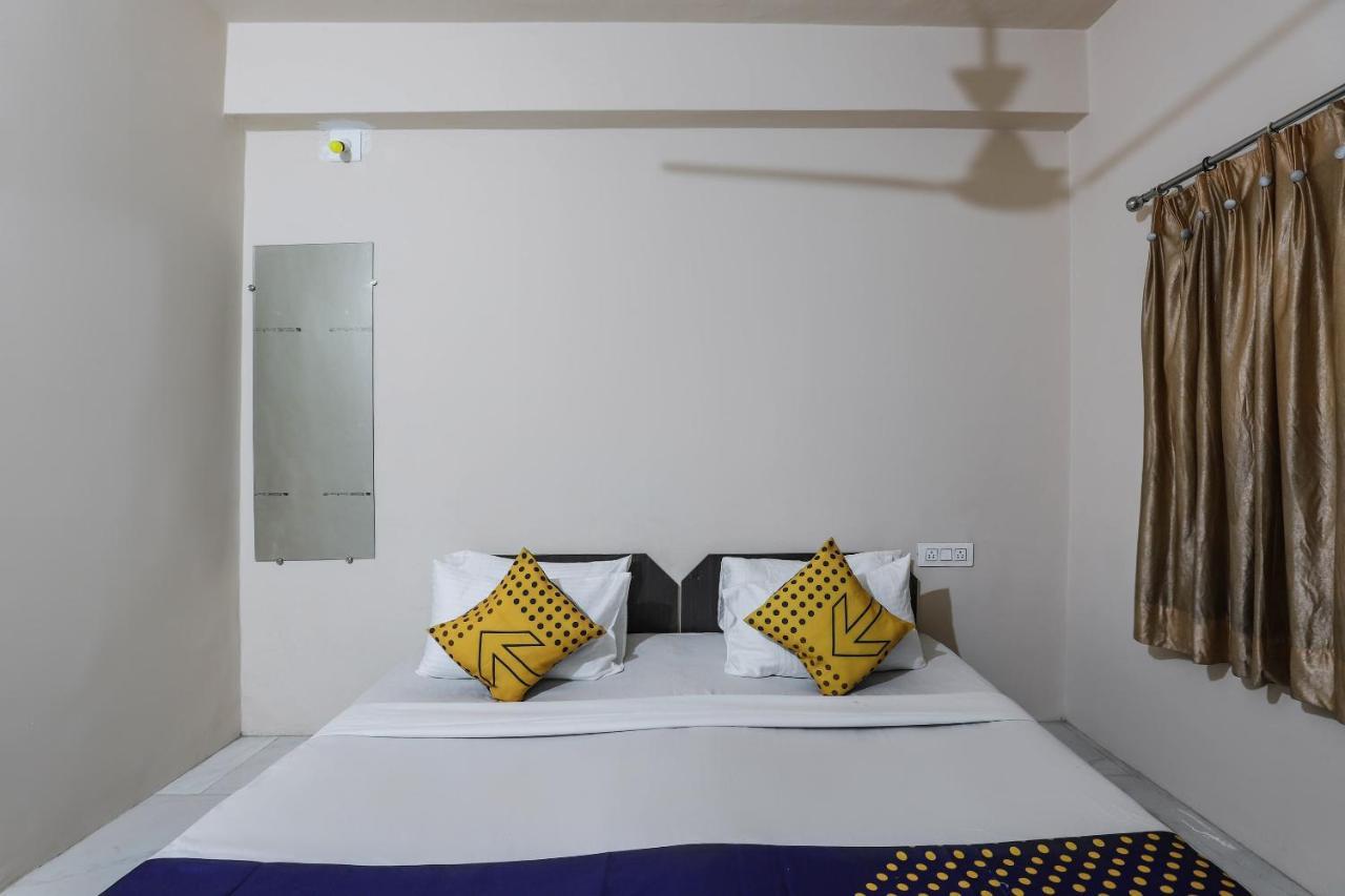 Spot On 64818 Hotel Minal Jamnagar Luaran gambar