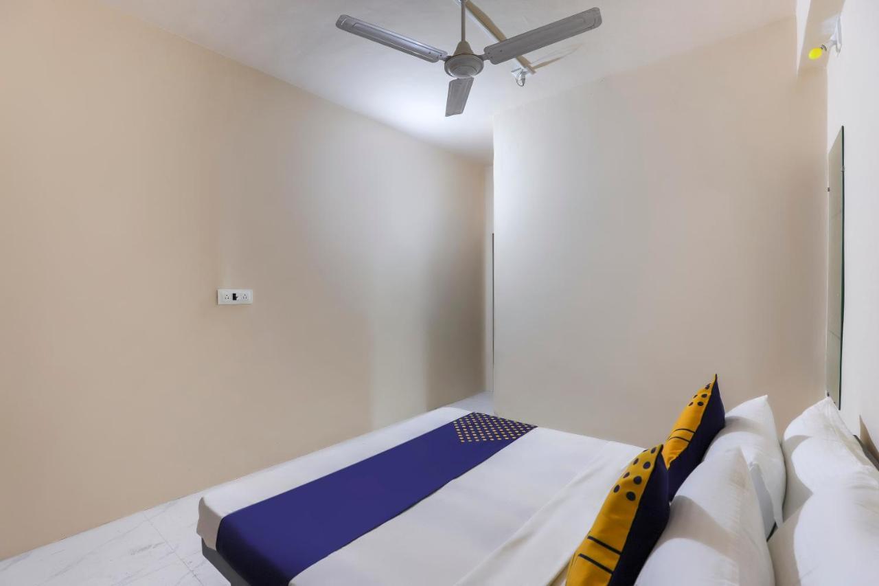 Spot On 64818 Hotel Minal Jamnagar Luaran gambar