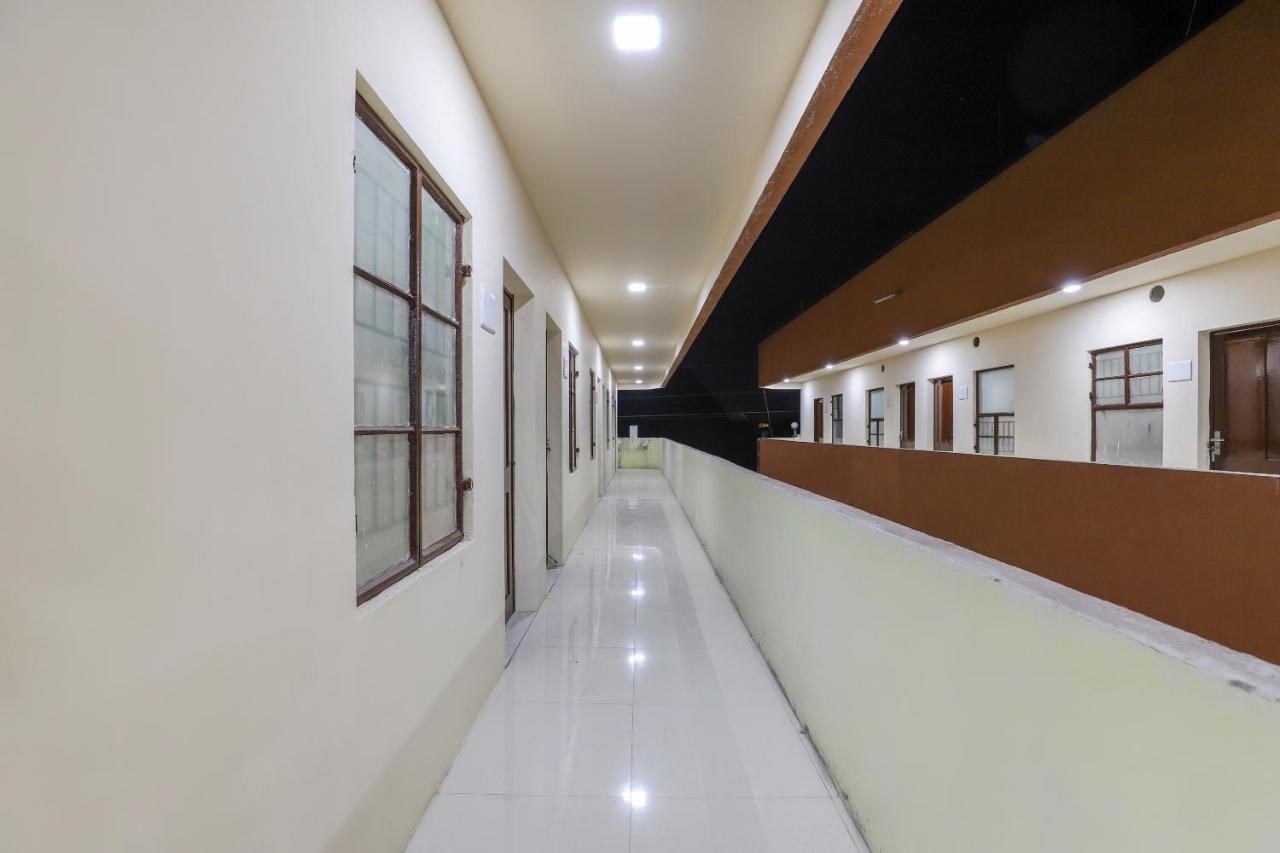 Spot On 64818 Hotel Minal Jamnagar Luaran gambar