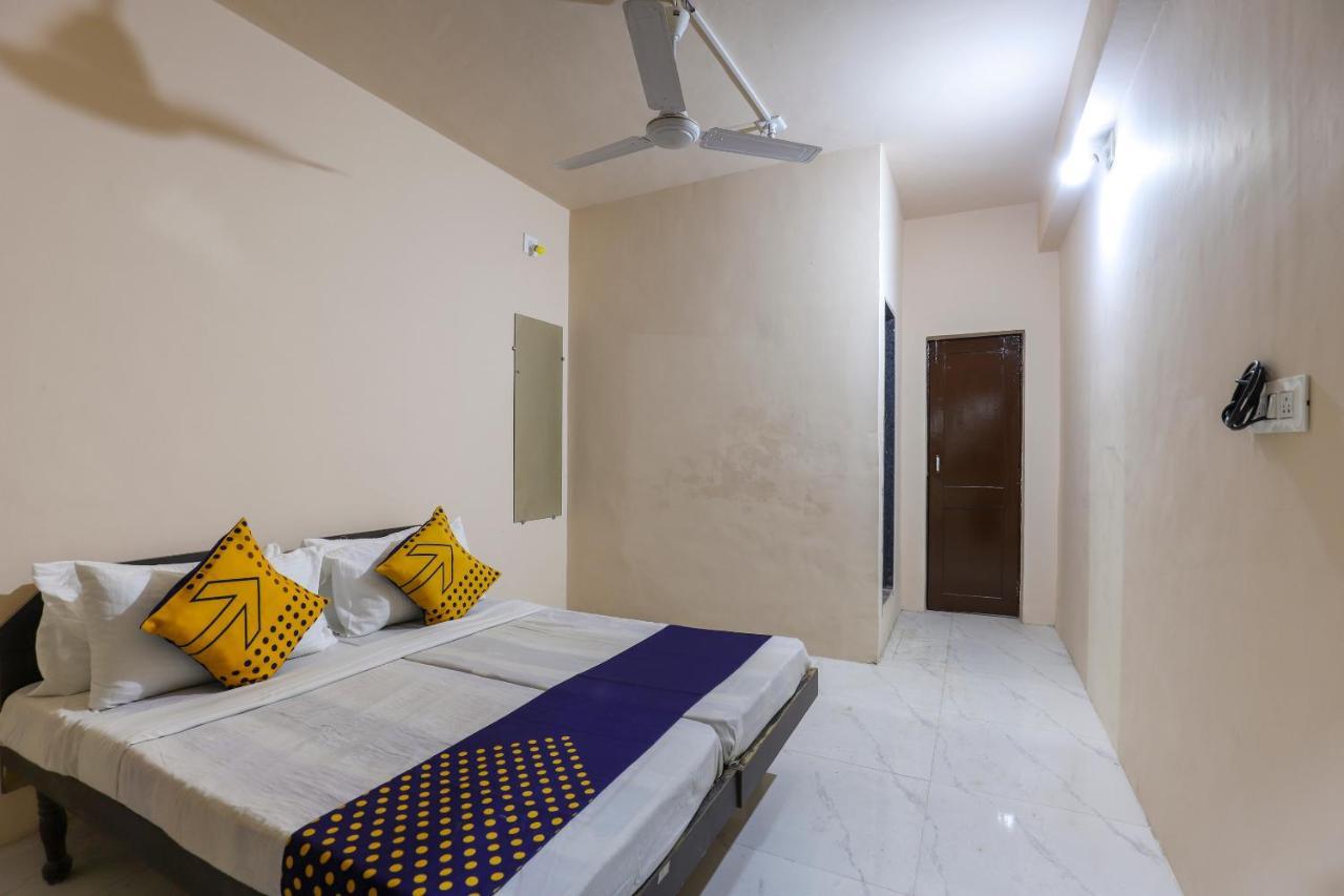 Spot On 64818 Hotel Minal Jamnagar Luaran gambar