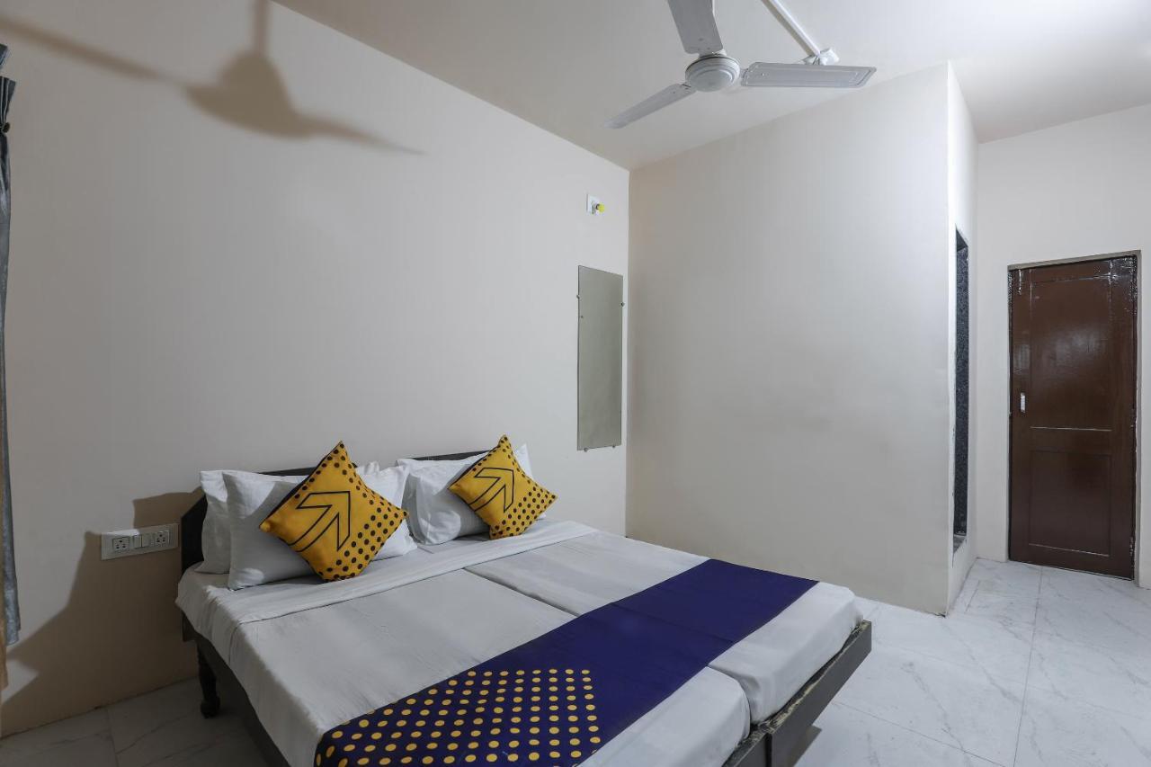Spot On 64818 Hotel Minal Jamnagar Luaran gambar