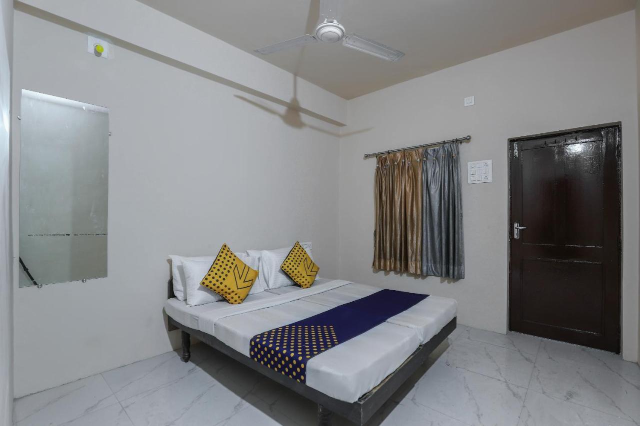 Spot On 64818 Hotel Minal Jamnagar Luaran gambar